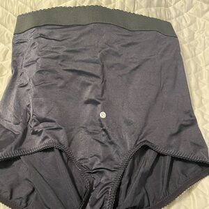 Rago Black Garment Shapewear, size 12